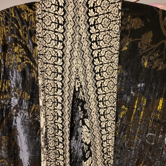 Novella Royale - Picture 2 of 3